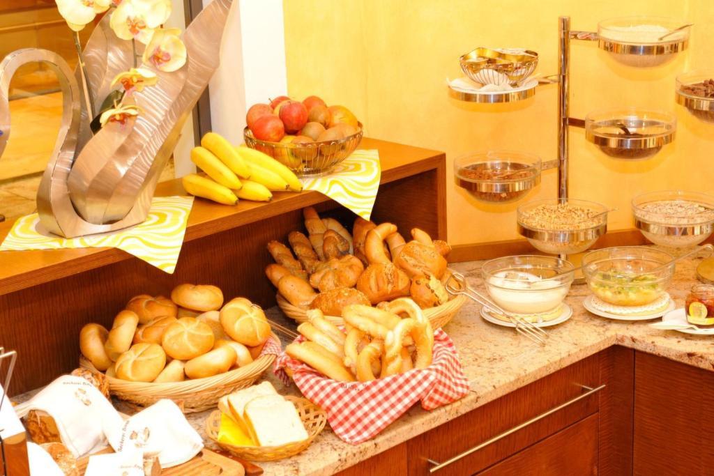 Hotel Binggl マウテルンドルフ エクステリア 写真
