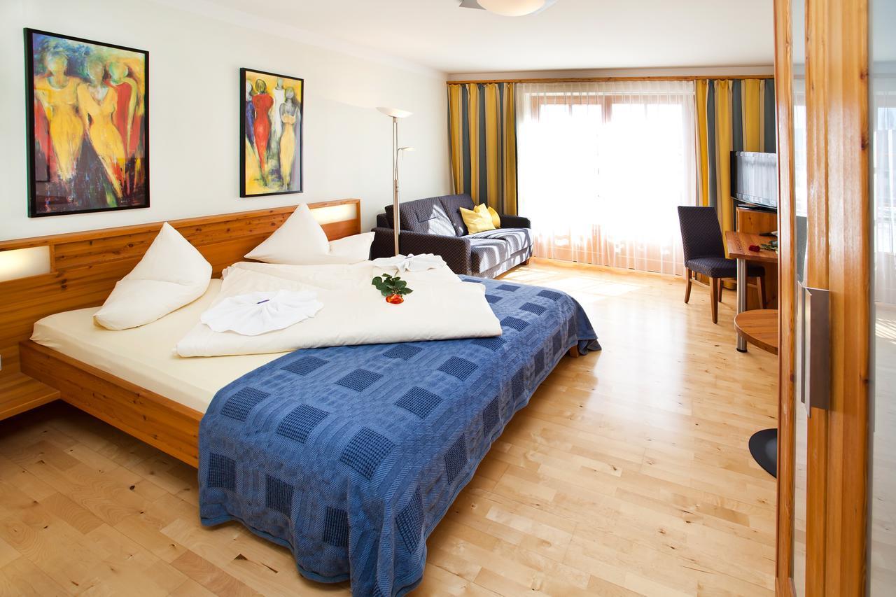 Hotel Binggl マウテルンドルフ エクステリア 写真